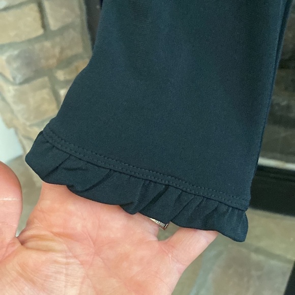 Merona black v-neck wrap dress with ruffled collar and neckline. Size small - Picture 3 of 9